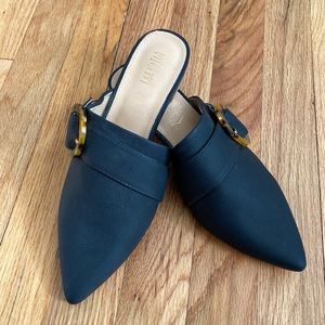 Mi.iM black mules. Size 8